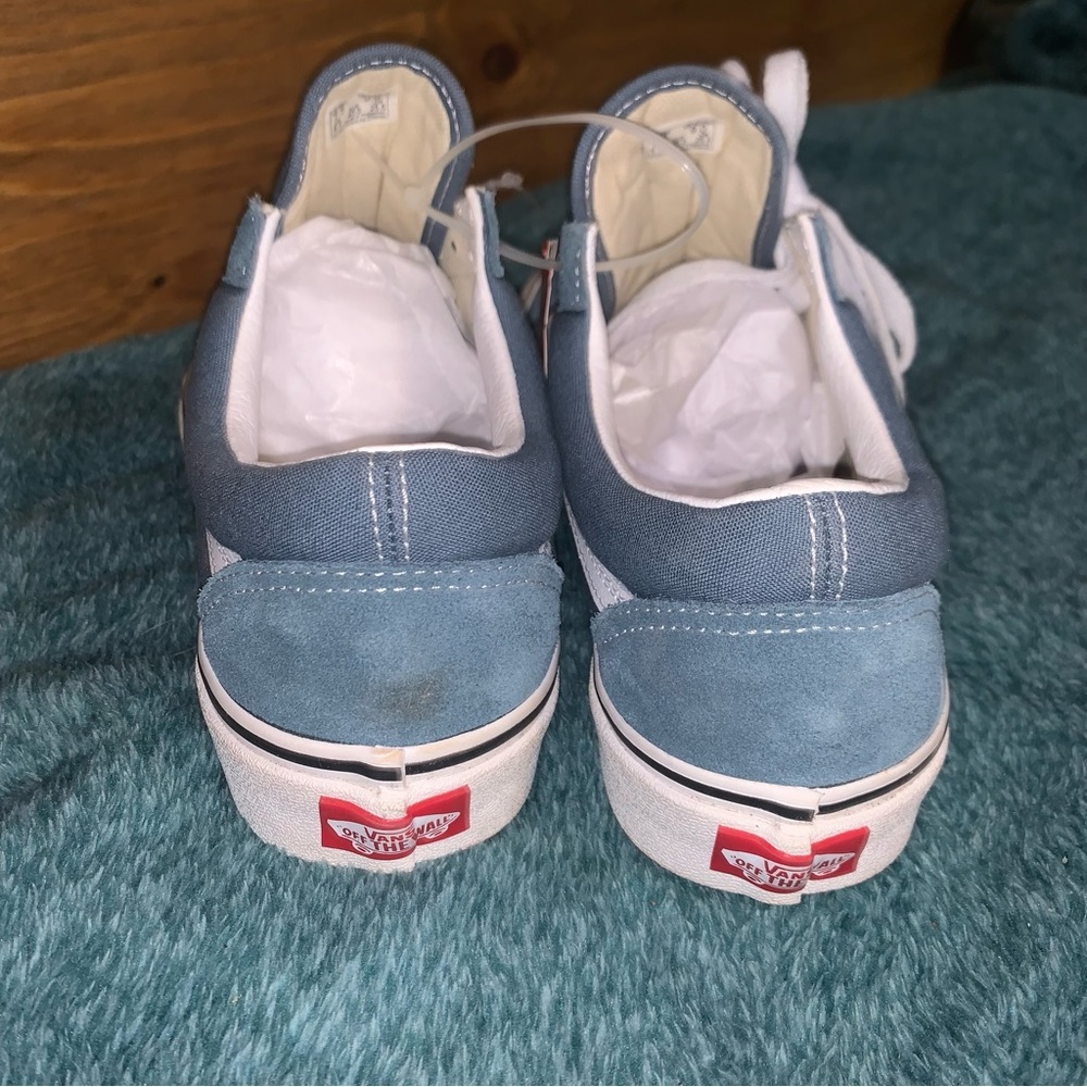 Vans - Picture 4 of 7
